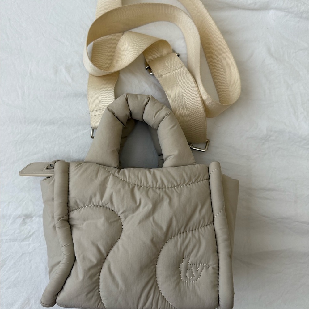 Thirty Years Mini Drift Tote Pebble